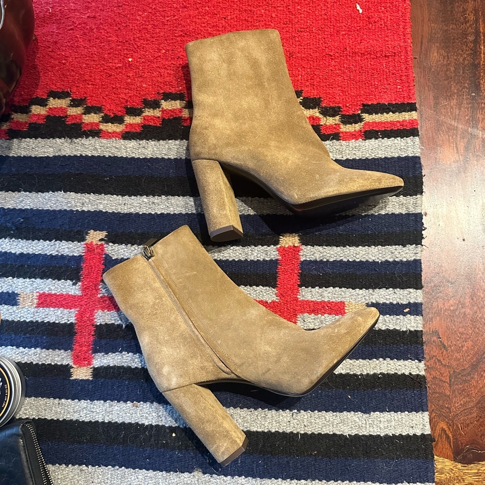 Saint Laurent Tan Suede Ankle Boots 37